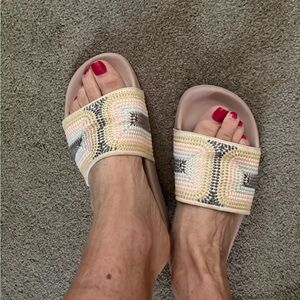 Bernardo Stylish Multicolor Slide Sandals